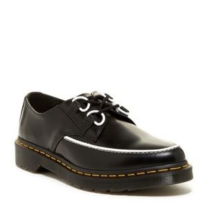 NWOT Dr. Martens Polished Black Oxford White Trim